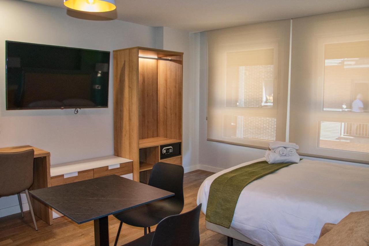 Aparthotel Essenzia De Castilla Aranda de Duero Exteriér fotografie