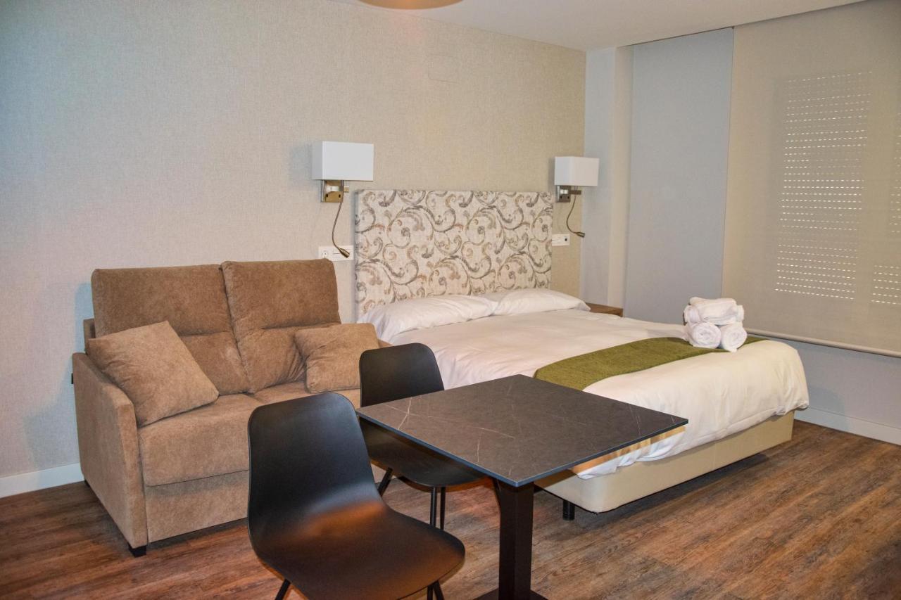 Aparthotel Essenzia De Castilla Aranda de Duero Exteriér fotografie