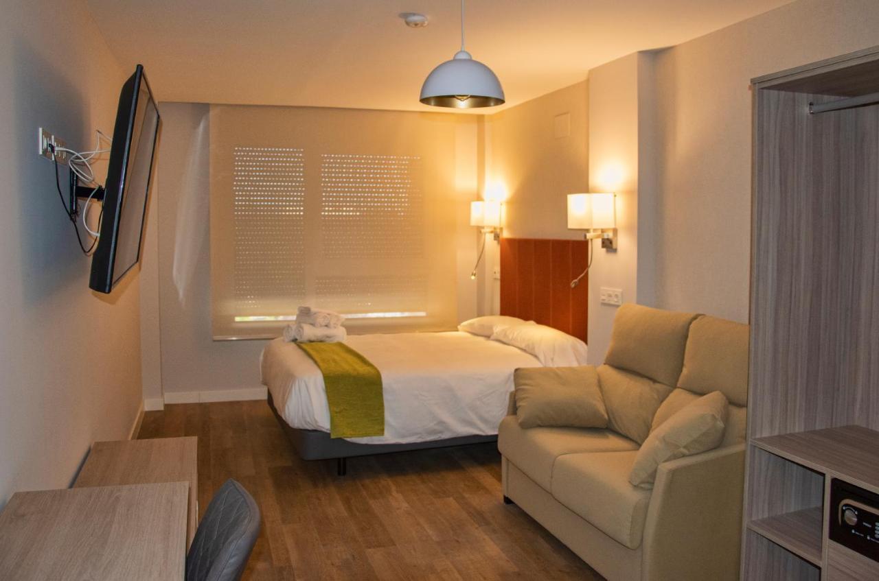 Aparthotel Essenzia De Castilla Aranda de Duero Exteriér fotografie